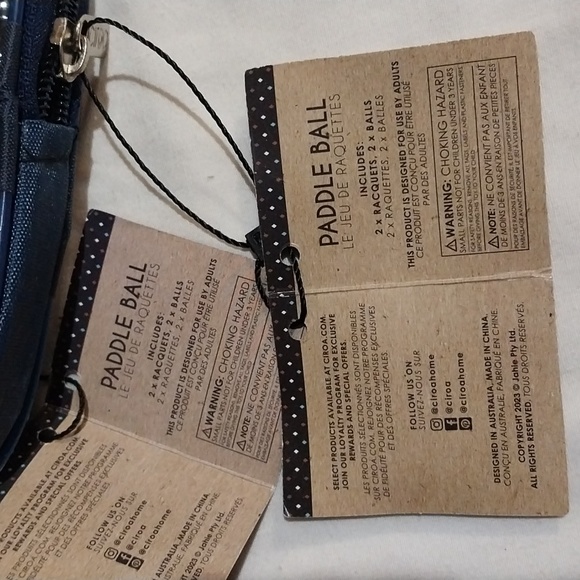 Circa paddle ball 4 racquets, 4 balls and carrying cases - Picture 3 of 8